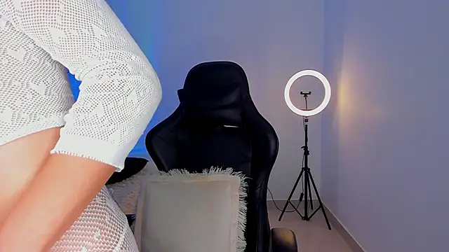 melanyrouse1 online show from 21, 4, 2026