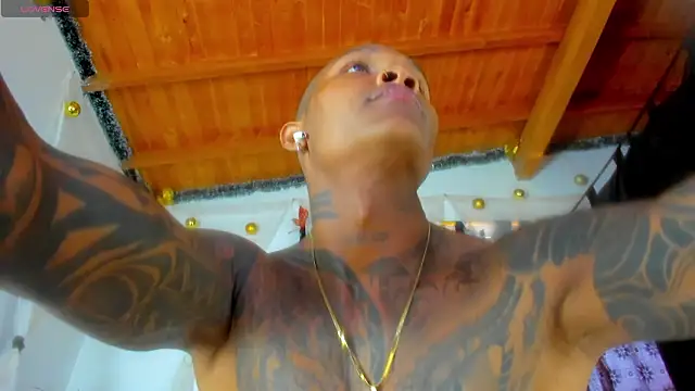 esteveen ortegas  online show from 11, 2, 2026