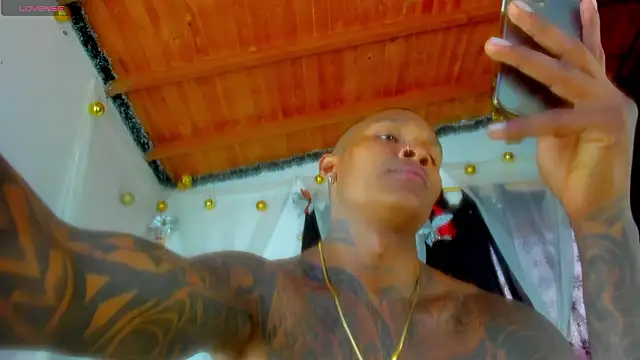 esteveen ortegas  online show from 11, 3, 2026