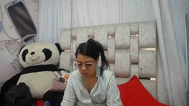 KEYRA-MILLER- online show from 26, 3, 2026