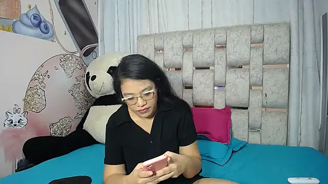 KEYRA-MILLER- online show from 18, 11, 2025