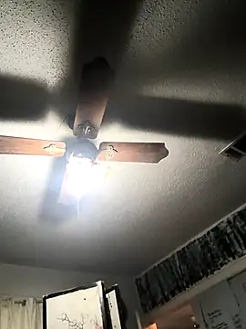 Snapshot of TexaSMESS_37 chatting on 1, 12, 2025 TexaSMESS 37 online show from 1, 12, 2025