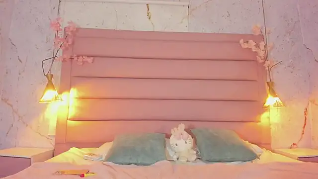 Lezy  online show from 9, 10, 2025