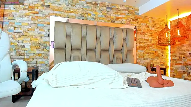 karla dunn online show from 25, 10, 2025