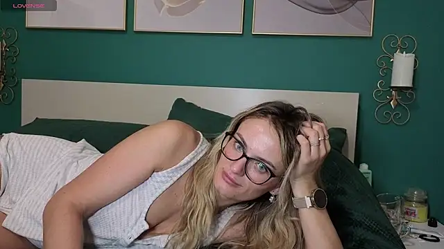 hotjessyca online show from 16, 10, 2025