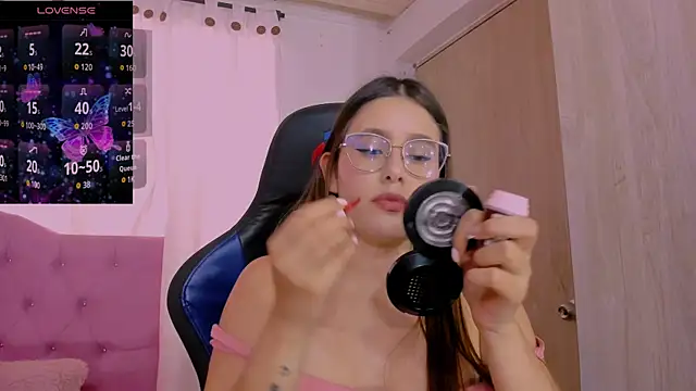 ParisShayk online show from 5, 2, 2026