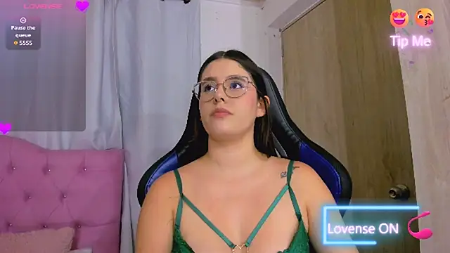 ParisShayk online show from 14, 7, 2026