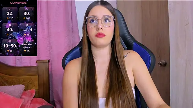 ParisShayk online show from 8, 11, 2025