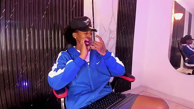 BRYXXXON1 online show from 20, 2, 2025