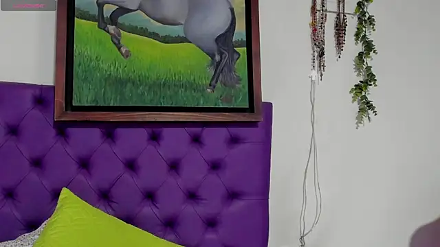 Cloeandtyfanny online show from 23, 6, 2026