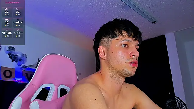 Issac james  online show from 28, 10, 2025