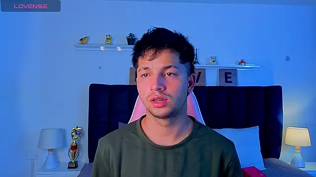 Issac james  online show from 15, 4, 2026