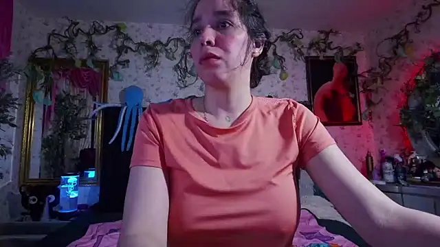 Elizabeth77  online show from 4, 3, 2025