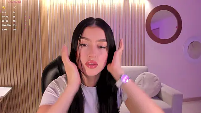 PaulinaSantos  online show from 12, 10, 2025