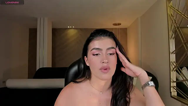 Snapshot of PaulinaSantos_ chatting on 10, 6, 2026 PaulinaSantos online show from 10, 6, 2026