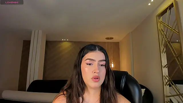 Snapshot of PaulinaSantos_ chatting on 11, 6, 2026 PaulinaSantos online show from 11, 6, 2026