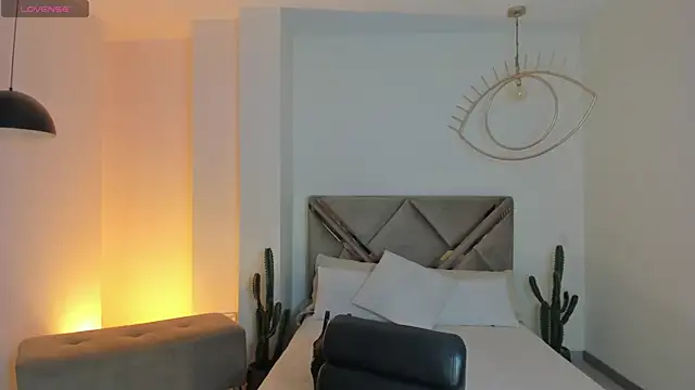 PaulinaSantos  online show from 20, 3, 2026