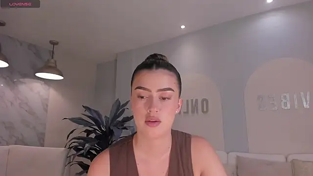 PaulinaSantos  online show from 15, 3, 2026