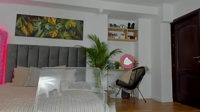 Snapshot of Fancy_Jenn chatting on 25, 2, 2025 Fancy Jenn online show from 25, 2, 2025