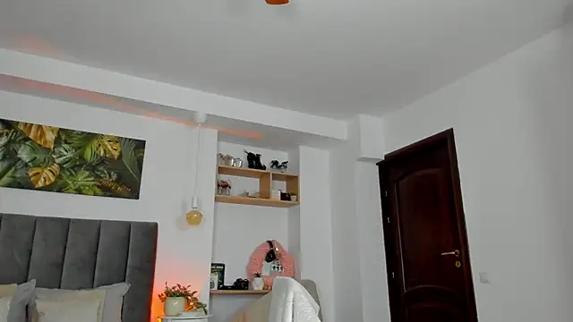 Snapshot of Fancy_Jenn chatting on 24, 11, 2025 Fancy Jenn online show from 24, 11, 2025