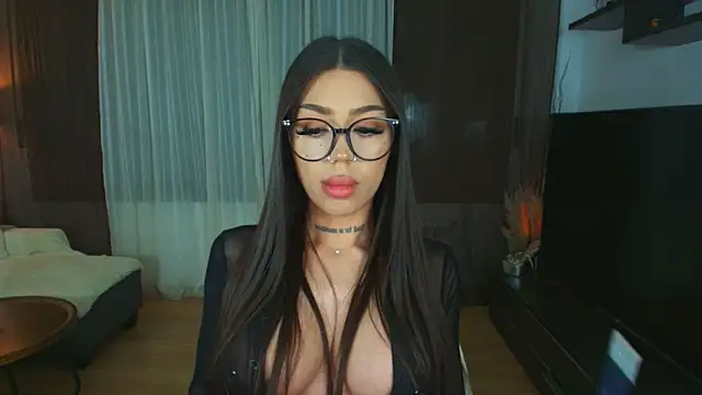 Fancy Jenn online show from 6, 4, 2026