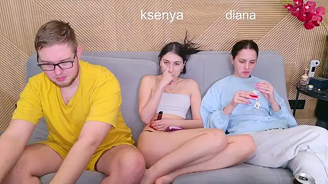 Ksenny online show from 24, 4, 2026