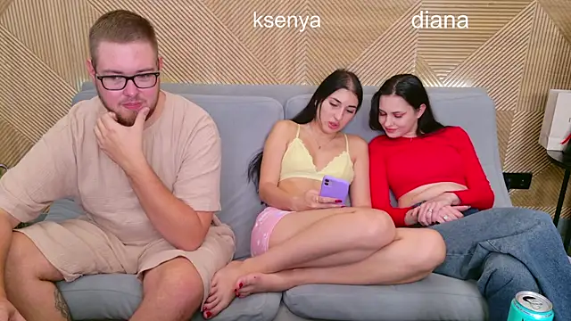 Snapshot of Ksenny chatting on 21, 10, 2025 Ksenny online show from 21, 10, 2025
