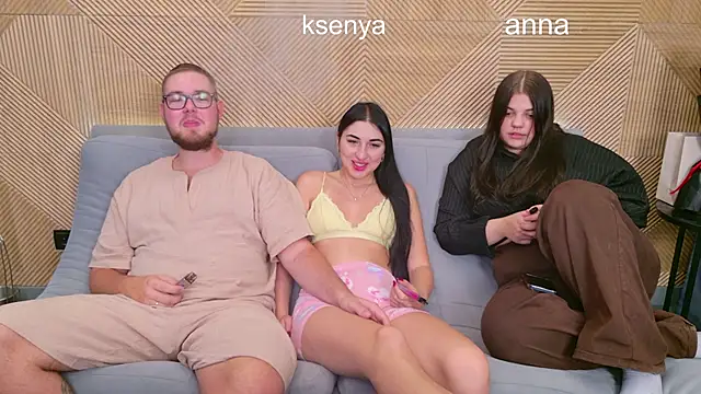 Snapshot of Ksenny chatting on 23, 10, 2025 Ksenny online show from 23, 10, 2025