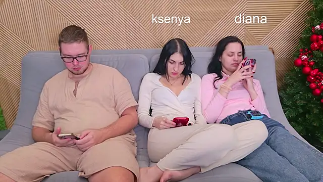 Snapshot of Ksenny chatting on 21, 12, 2025 Ksenny online show from 21, 12, 2025