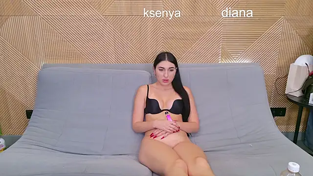 Snapshot of Ksenny chatting on 4, 11, 2025 Ksenny online show from 4, 11, 2025