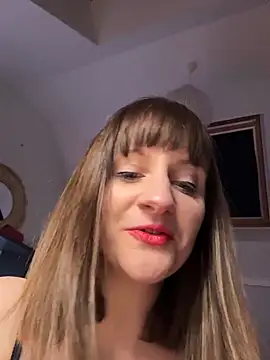 victoirenextdoor online show from 17, 12, 2025