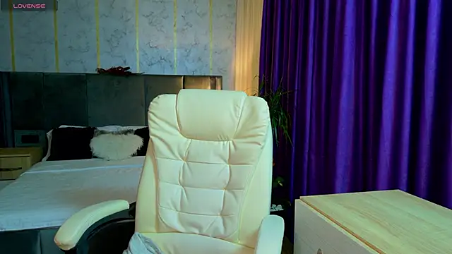 -KASANDRA- online show from 18, 11, 2025