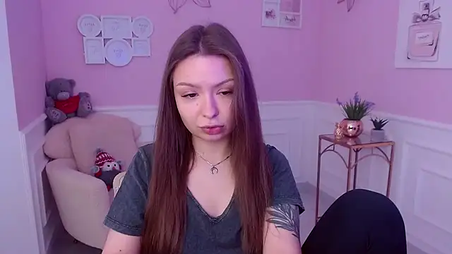 LucySkilar online show from 19, 1, 2025
