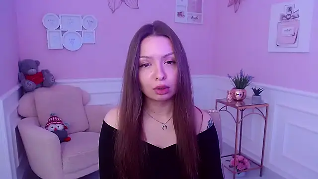 LucySkilar online show from 23, 1, 2025