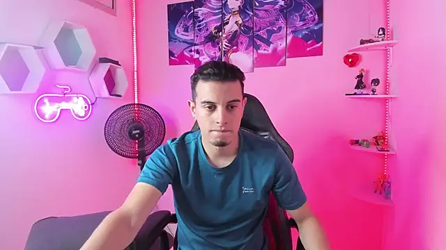 Maximo   online show from 12, 11, 2025