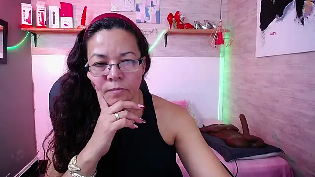 MaturePure online show from 15, 11, 2025