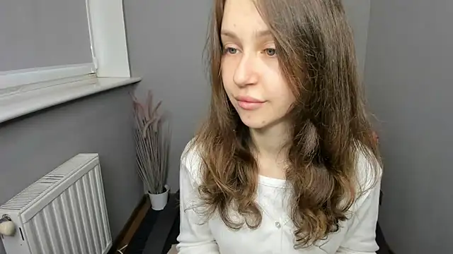 Snapshot of AfinaCutie chatting on 20, 9, 2025 AfinaCutie online show from 20, 9, 2025