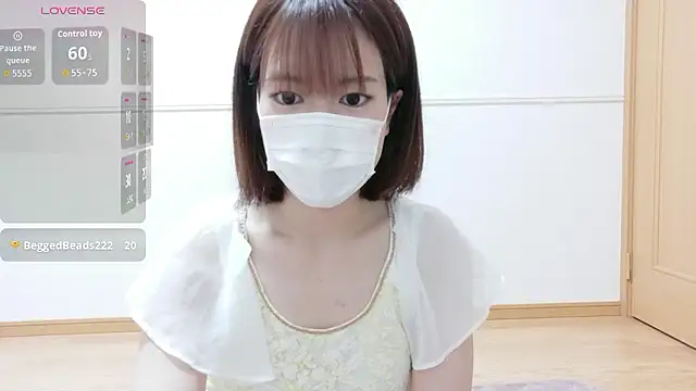 Snapshot of QoMeioQ chatting on 19, 6, 2026 QoMeioQ online show from 19, 6, 2026