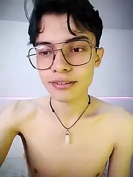 Snapshot of Dmitri_Aksnes chatting on 1, 12, 2025 Dmitri Aksnes online show from 1, 12, 2025