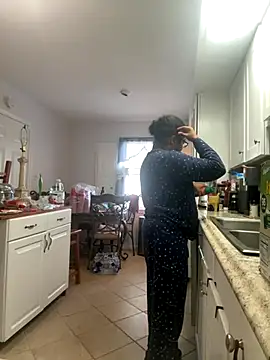 ebonyred online show from 11, 11, 2025