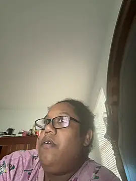 ebonyred online show from 2, 7, 2026