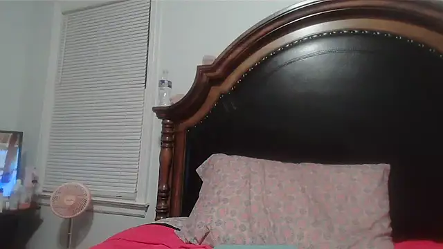 ebonyred online show from 3, 4, 2026