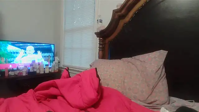 ebonyred online show from 5, 4, 2026