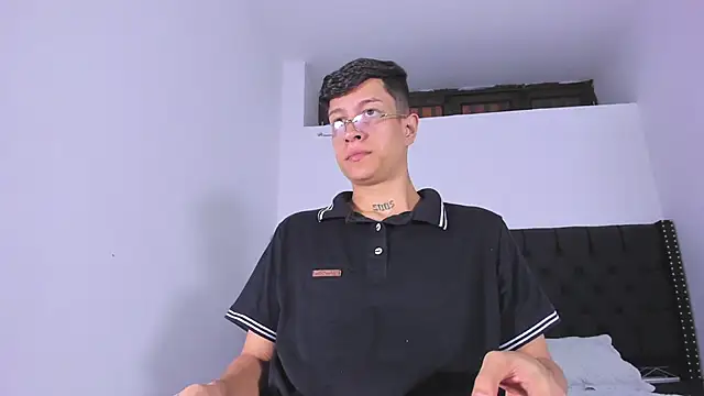 Snapshot of AgarEvans chatting on 3, 1, 2025 AgarEvans online show from 3, 1, 2025