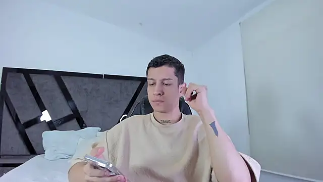 AgarEvans online show from 9, 2, 2026