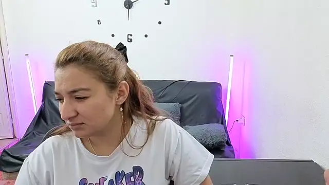  sweetcarla online show from 21, 4, 2026