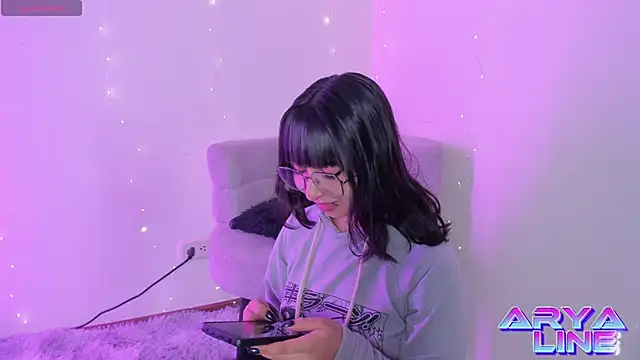 arysUwU online show from 11, 6, 2026