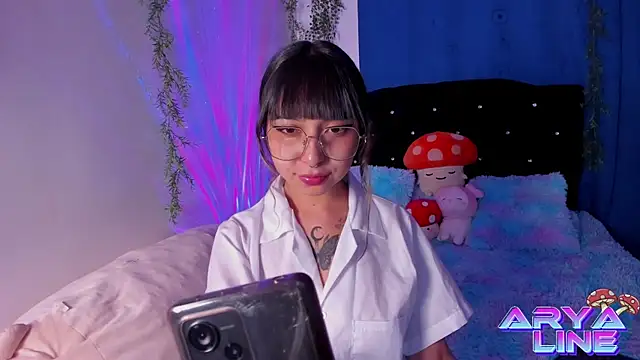 arysUwU online show from 12, 1, 2025