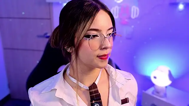 Snapshot of EmilyMiller_ chatting on 24, 6, 2026 EmilyMiller online show from 24, 6, 2026