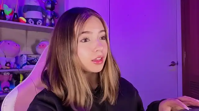 EmilyMiller  online show from 24, 2, 2026